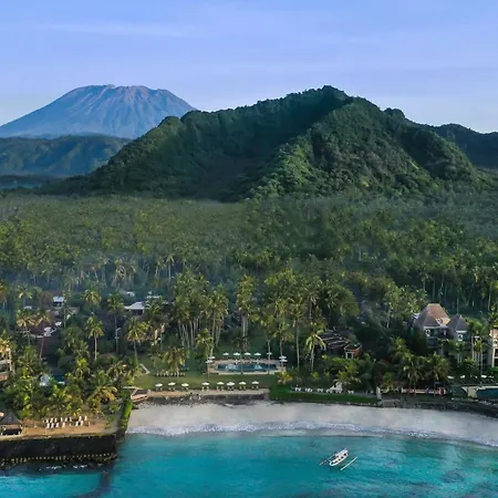 Candi Beach Villas